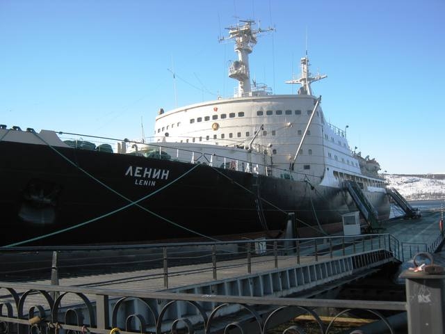 Вдогонку за северным сиянием. Мурманск и окрестности в марте.