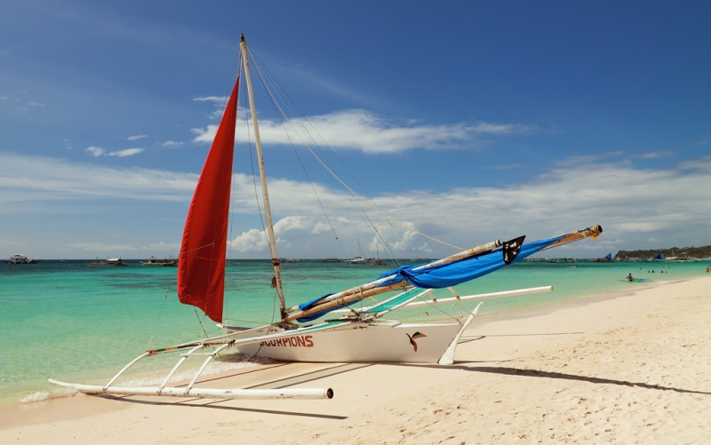 Лодка с парусами. (Филиппины)