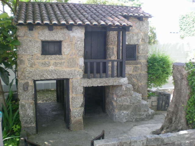 Майские праздники в Португалии. Бюджетно.