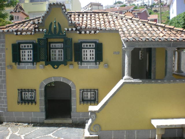 Майские праздники в Португалии. Бюджетно.