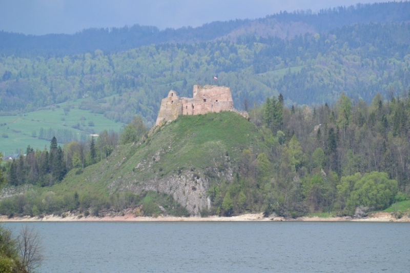 Замок Недзица (Дунаец)