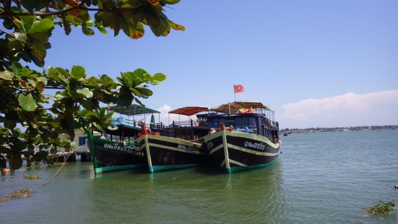 Вьетнам. Центральный и северный. Восемь четыре два