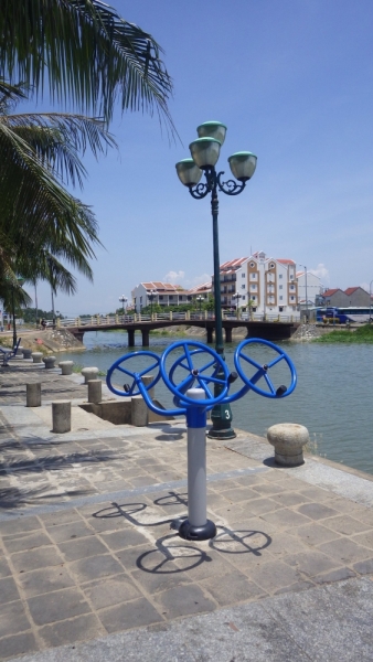 Вьетнам. Центральный и северный. Восемь четыре два