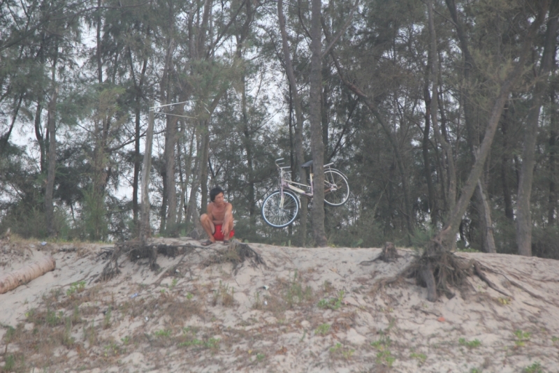 Вьетнам. Центральный и северный. Восемь четыре два