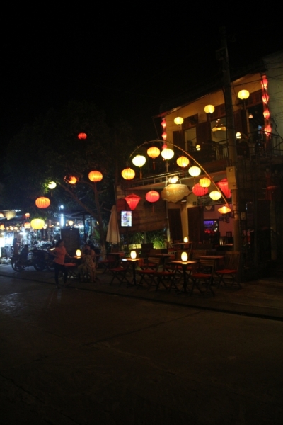 Вьетнам. Центральный и северный. Восемь четыре два