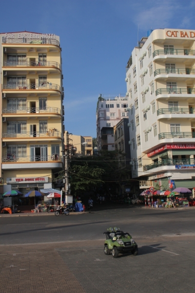 Вьетнам. Центральный и северный. Восемь четыре два