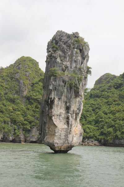 Вьетнам. Центральный и северный. Восемь четыре два