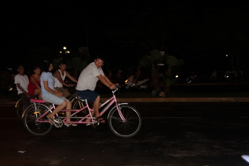 Вьетнам. Центральный и северный. Восемь четыре два