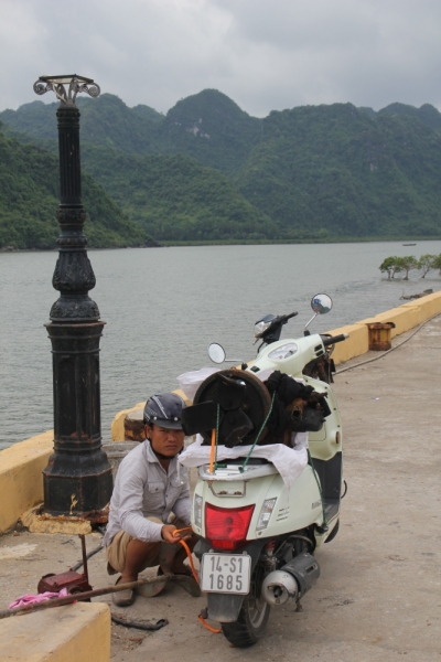 Вьетнам. Центральный и северный. Восемь четыре два