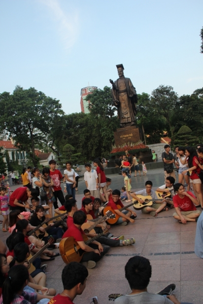 Вьетнам. Центральный и северный. Восемь четыре два