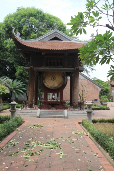 Вьетнам. Центральный и северный. Восемь четыре два