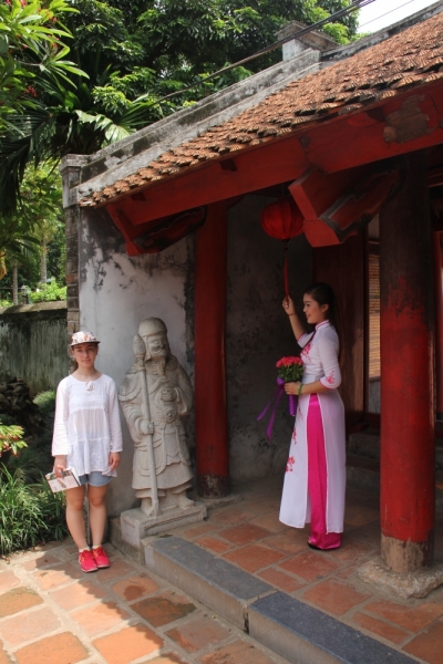 Вьетнам. Центральный и северный. Восемь четыре два