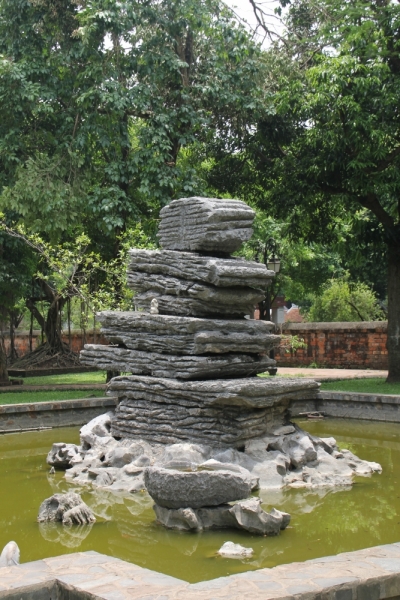 Вьетнам. Центральный и северный. Восемь четыре два