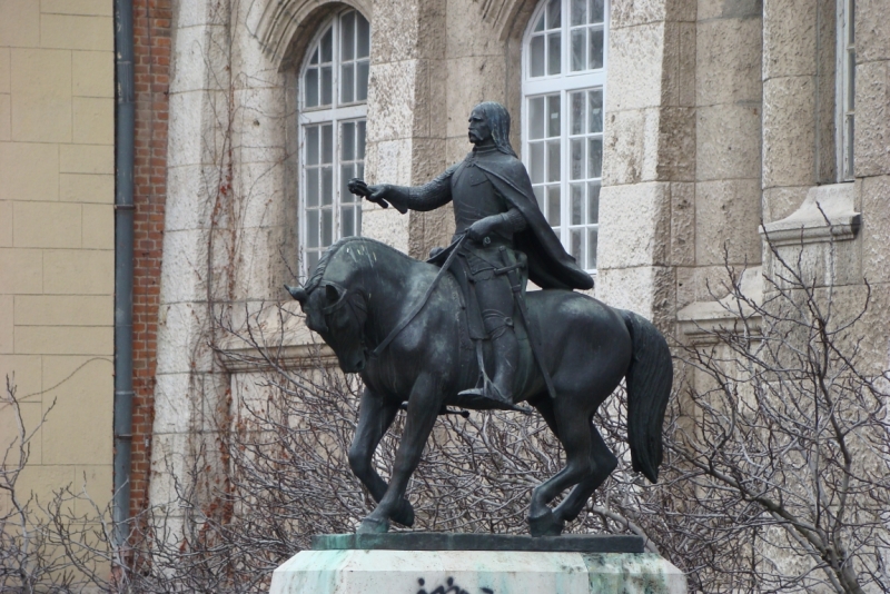 Ай да Хунят!