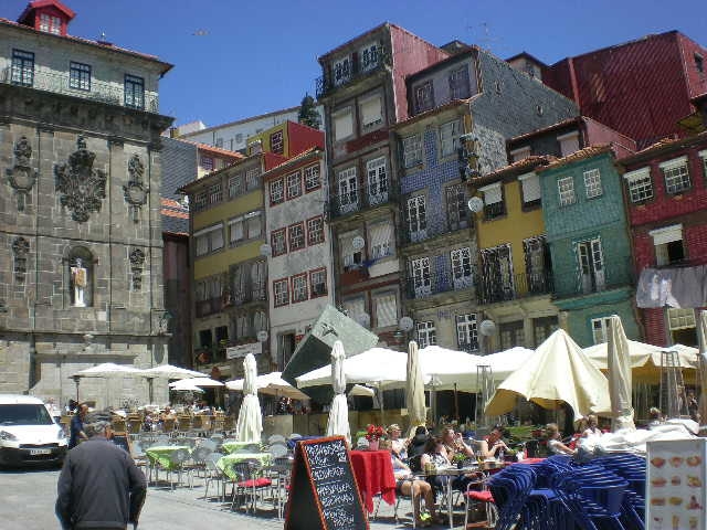 Майские праздники в Португалии. Бюджетно.