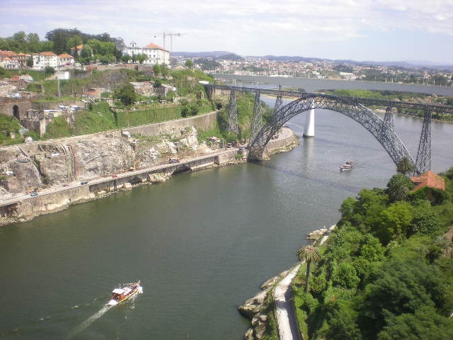 Майские праздники в Португалии. Бюджетно.