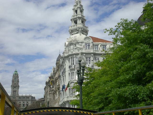 Майские праздники в Португалии. Бюджетно.