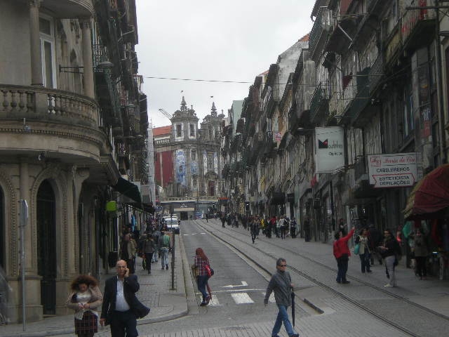 Майские праздники в Португалии. Бюджетно.