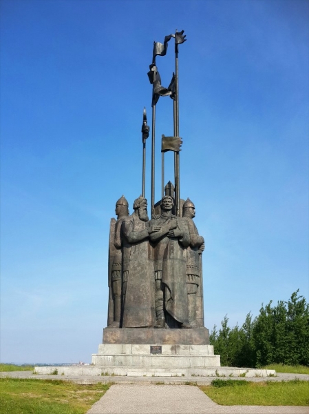 Псков-Изборск-Печоры из СПб на выходные, июнь 2015