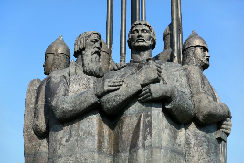 Псков-Изборск-Печоры из СПб на выходные, июнь 2015