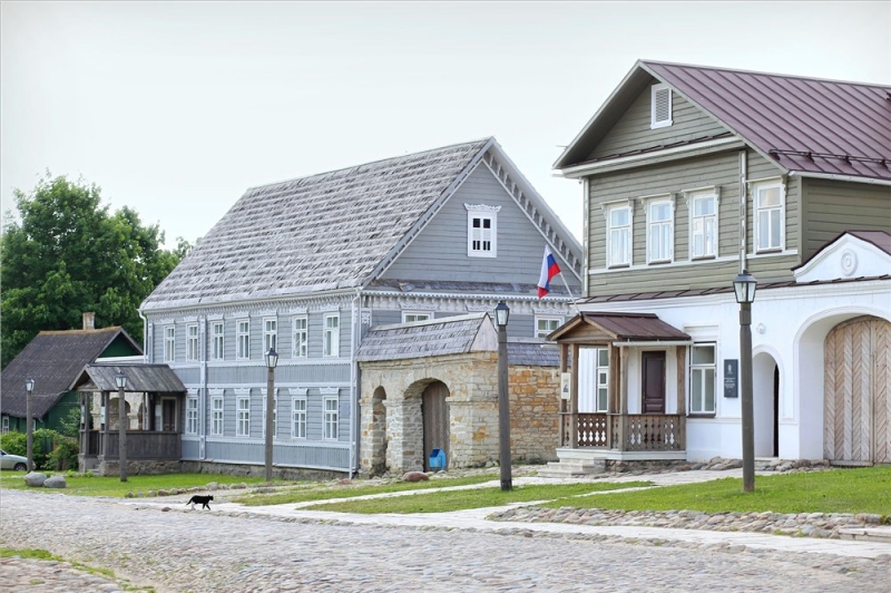 Псков-Изборск-Печоры из СПб на выходные, июнь 2015