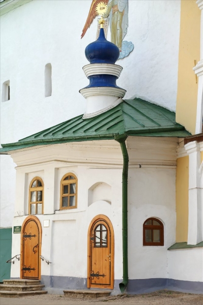 Псков-Изборск-Печоры из СПб на выходные, июнь 2015