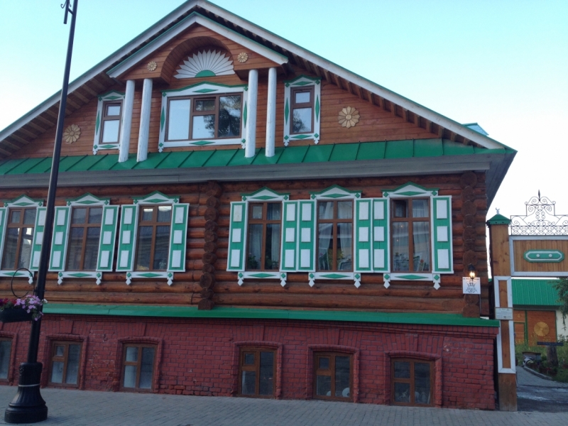 Нижний Новгород и Казань в июне 2015 глазами обывателей.