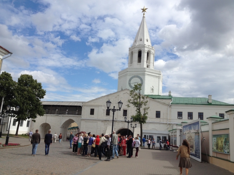 Нижний Новгород и Казань в июне 2015 глазами обывателей.