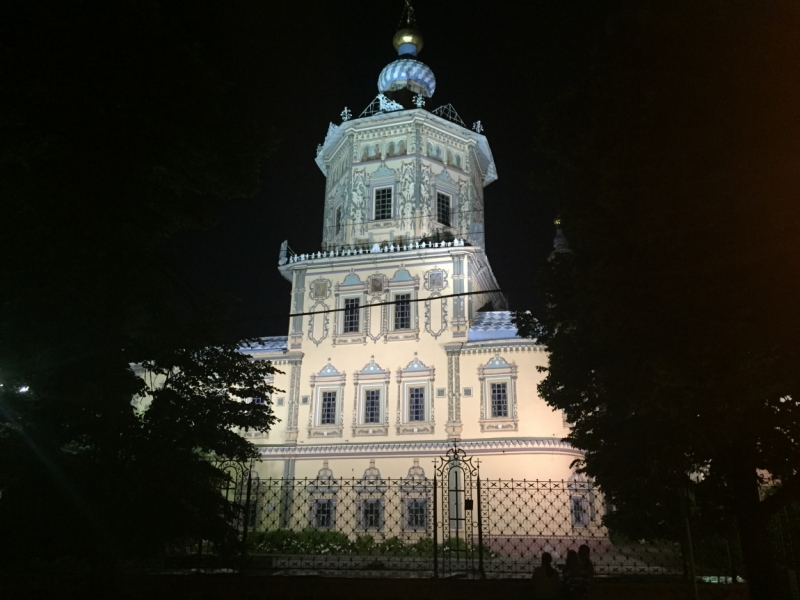 Нижний Новгород и Казань в июне 2015 глазами обывателей.