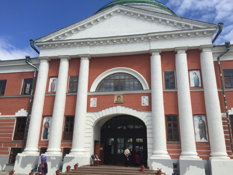 Нижний Новгород и Казань в июне 2015 глазами обывателей.