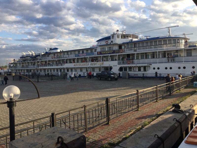 Нижний Новгород и Казань в июне 2015 глазами обывателей.