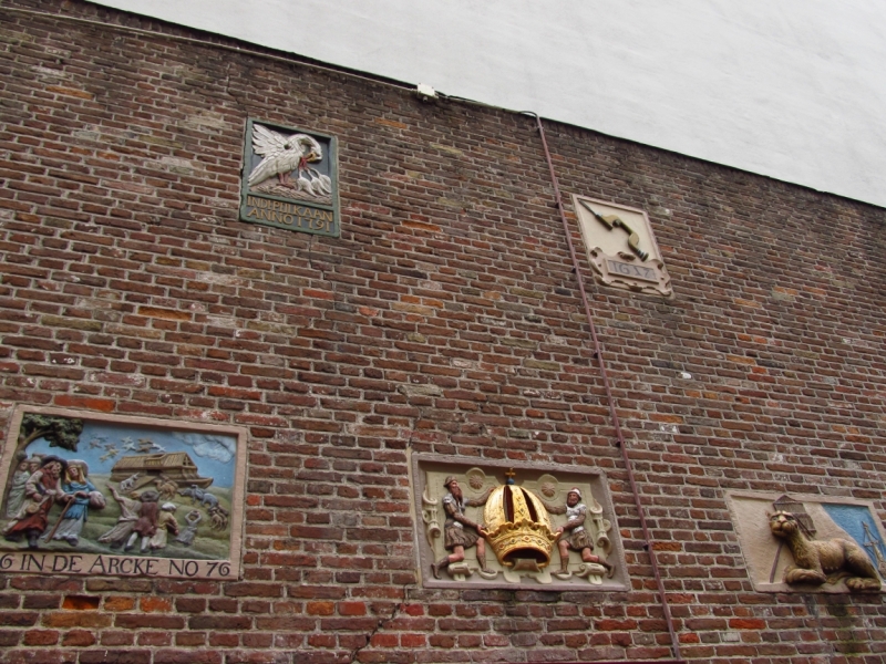 Новогодний Бенилюкс на машине