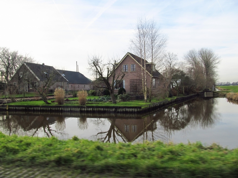 Новогодний Бенилюкс на машине