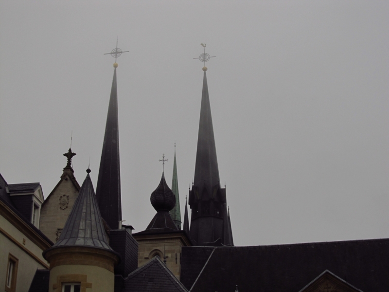 Новогодний Бенилюкс на машине