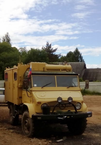 Питер-Павские маки-Псков-Изборск-Печоры-снова Павские маки-Питер