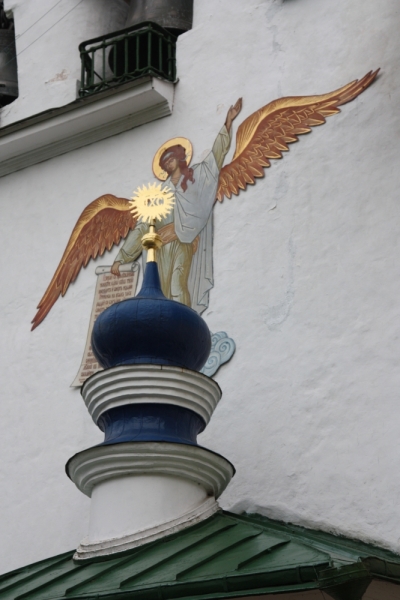 Питер-Павские маки-Псков-Изборск-Печоры-снова Павские маки-Питер