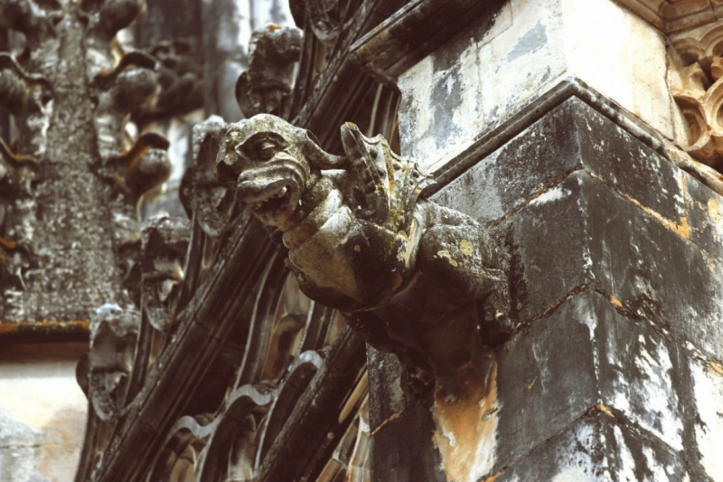 8 городов Португалии + пещеры и Дом Камень