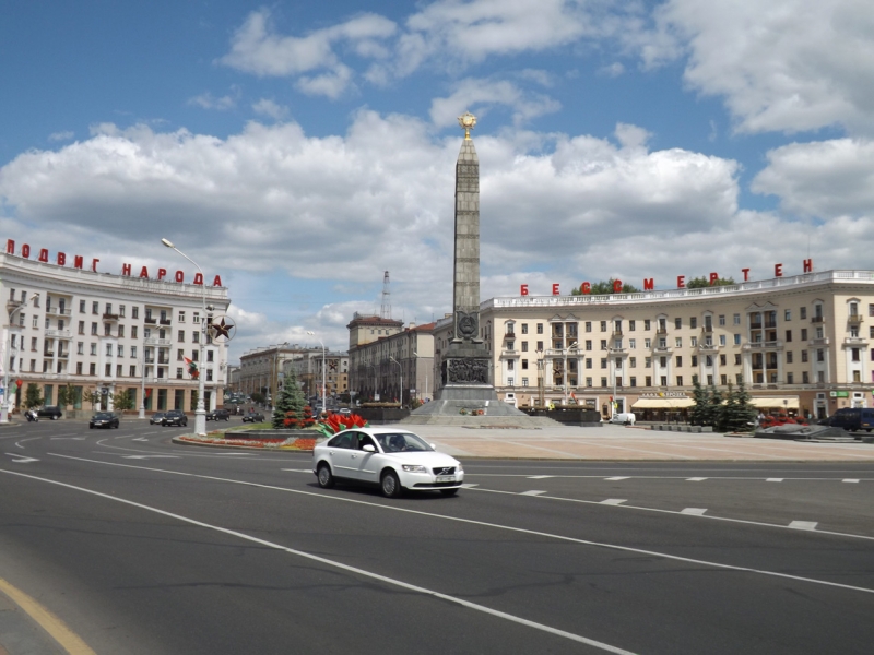 Белоруссия в июле 2015 по–бедному без машины. Минск, Хатынь, Брест,  Несвиж, Линия Сталина