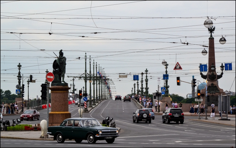 Петербург на машине и без. Пушкин и Павловск.