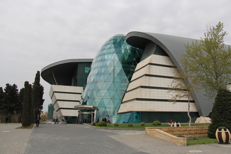 Баку, Грузия, Армения. От Черного города до Черного моря или как мы Кавказ покоряли.