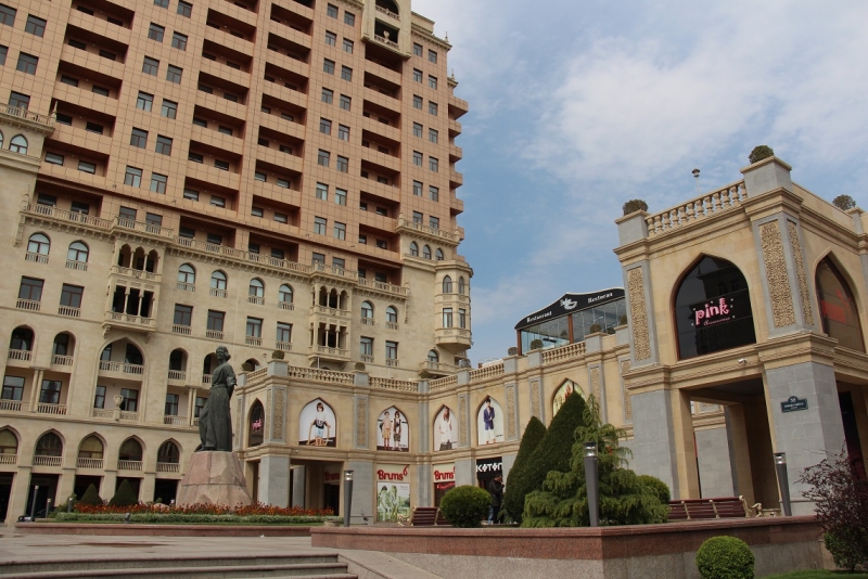 Баку, Грузия, Армения. От Черного города до Черного моря или как мы Кавказ покоряли.