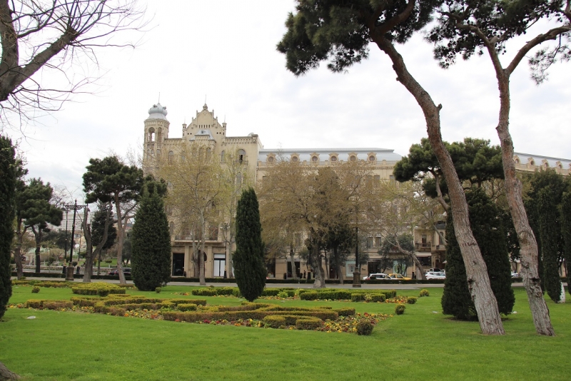 Баку, Грузия, Армения. От Черного города до Черного моря или как мы Кавказ покоряли.