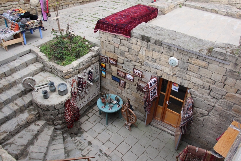 Баку, Грузия, Армения. От Черного города до Черного моря или как мы Кавказ покоряли.