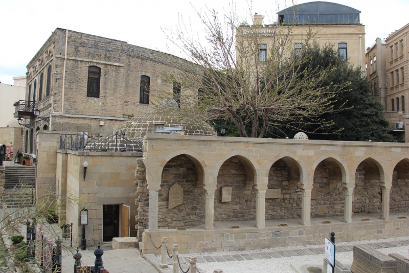 Баку, Грузия, Армения. От Черного города до Черного моря или как мы Кавказ покоряли.