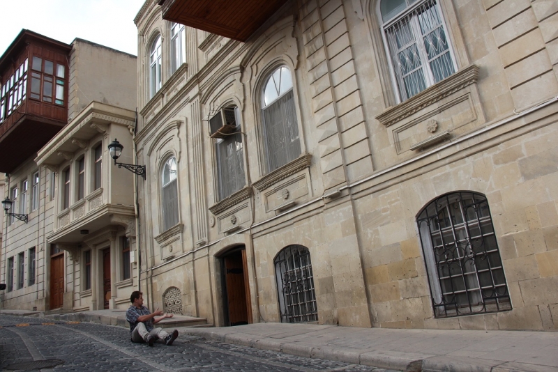 Баку, Грузия, Армения. От Черного города до Черного моря или как мы Кавказ покоряли.