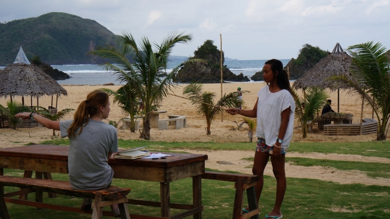 Школа английского и серфинга Пураран