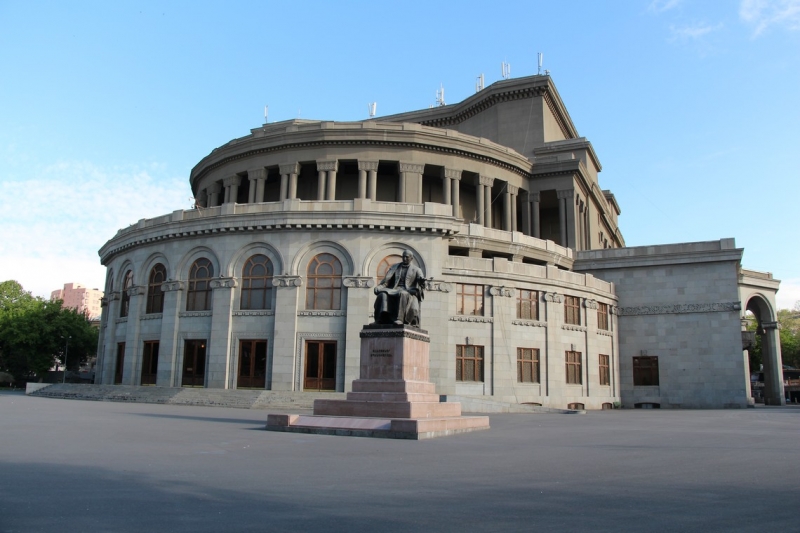 Баку, Грузия, Армения. От Черного города до Черного моря или как мы Кавказ покоряли.