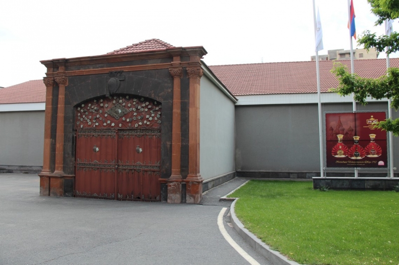 Баку, Грузия, Армения. От Черного города до Черного моря или как мы Кавказ покоряли.