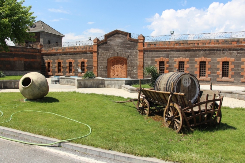 Баку, Грузия, Армения. От Черного города до Черного моря или как мы Кавказ покоряли.