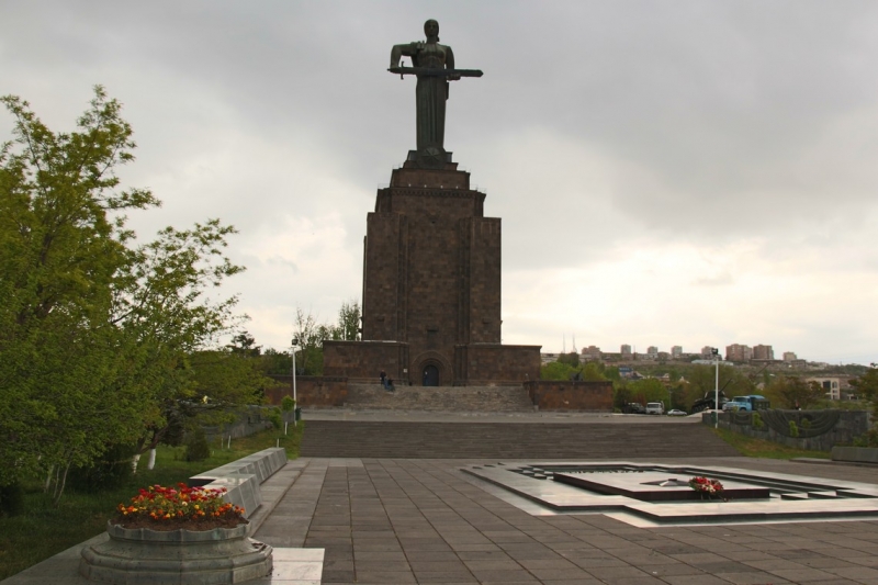 Баку, Грузия, Армения. От Черного города до Черного моря или как мы Кавказ покоряли.